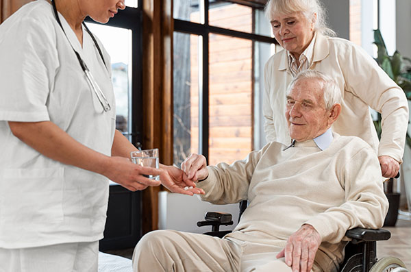 5 Tips to Medication Management as a Caregiver